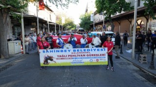 Türkiye Yağlı Güreş Ligi 2. Etabı Gaziantepte kortejle başladı
