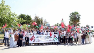 Üniversite öğrencileri, İsrail saldırılarını protesto etti