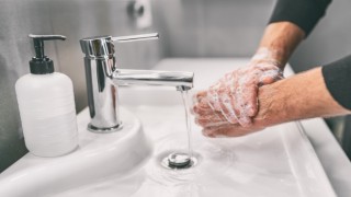 Uzmanlar uyardı: Hastalık yapan mikroorganizmalar eller üzerinde 60 dakika canlı kalabiliyor