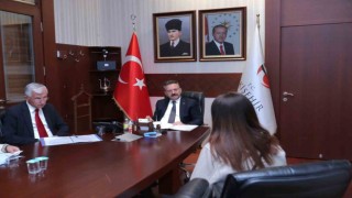 Vali Aksoy, vatandaşların sorunlarını dinledi
