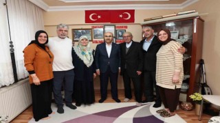 Vali Demirtaştan şehit annelerine ziyaret