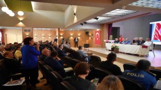 Vali Ustaoğlu Ayvalıkta muhtarları dinledi