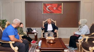 Vali Varol, vatandaşları makamında ağırladı