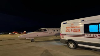 Vanda 6 yaşındaki çocuk hasta için ambulans uçak havalandı
