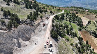 Yolun İki Yakası Birleştirilecek