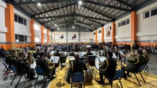 Yüksekovalılardan askeri bando konserine yoğun ilgi