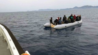 Yunanistanın geri ittiği düzensiz göçmenler kurtarıldı