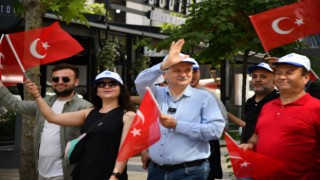 Yunuemreden Ataya Saygı yürüyüşü