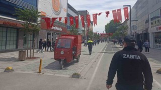 Zabıtadan yaya yollarında motosiklet denetimi