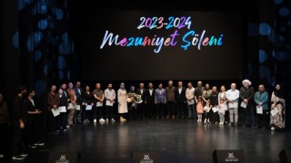 Zeytinburnu Kültür Sanat 15. dönem kursiyerlerini mezun etti
