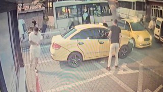 20 yaşındaki gencin silahla yaralandığı anlar güvenlik kamerasında