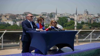 333 metre uzunluğundaki dev kruvaziyer gemi İstanbula demir attı