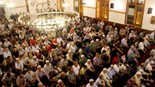 81 il ve ilçenin Bayram namazı saatleri duyuruldu