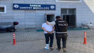 9 yıl 7,5 ay hapis cezasıyla aranan şahsı polisler yakaladı