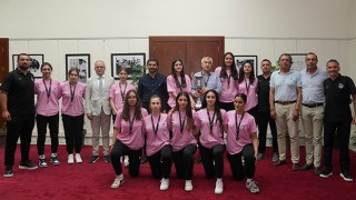 ABBSK U16 Kız Basketbol Takımı kupayı Zeydan Karalar’a getirdi