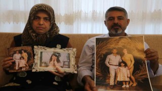 Acılı baba, depremden bu yana evlatlarından gelecek haberi umutla bekliyor