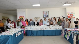 ADEM projesi kursiyerlerinin el emeği ürünleri sergilendi