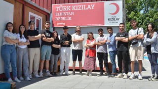 Afetzede Öğrenciler YKS’ye Kızılay Kütüphanesi’nde Hazırlandı