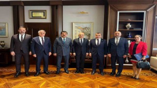 AK Parti heyetinden Bakan Şimşeke ziyaret