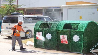 Aksaray Belediyesi Kurban Bayramı öncesi ilaçlama çalışmalarını artırdı