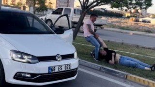 Aksarayda kadına şiddette yürekleri sızlatan görüntü