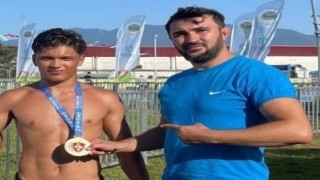 Ali Uysal Güreşte Tavşanlının gururu oldu