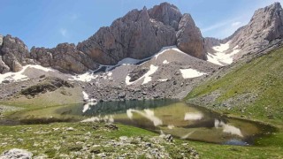 Anamas Dağındaki Karagöl, dağcıların ilgi odağı