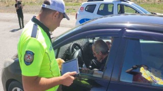 Ankarada bayram tatilinin son gününde polis ekipleri denetimlerini sürdürüyor