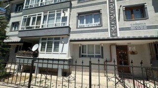 Ankarada uyuşturucu kullandığı iddia edilen baba eşini ve 2 kızını darbetti