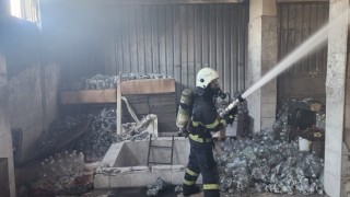 Antakyada iş yerinde korkutan yangın