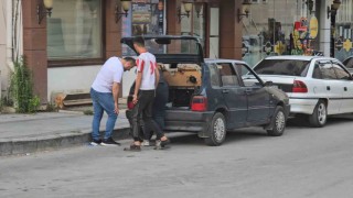 Araçtan yayılan gaz kokusu paniğe yol açtı