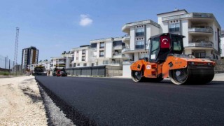 Arpaçsakarlarda sıcak asfalt çalışması