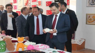 Aşkalede el emeği göz nuru sergisi