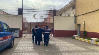 Aydın jandarması aranan şahıslara göz açtırmıyor