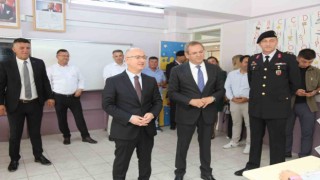 Ayvalıkta karne heyecanı