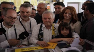 Aziz Yıldırım oyunu kullandı