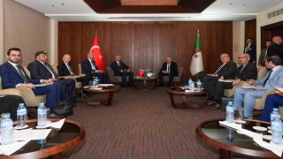 Bakan Bolat, Cezayirli mevkidaşı Zitouni ile görüştü