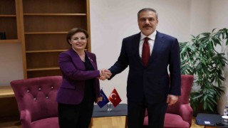 Bakan Fidan, Kosovalı mevkidaşı Gervalla-Schwarz ile görüştü