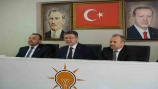 Bakan Yumaklı, AK Partide bayramlaşma programına katıldı