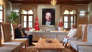 Başkan Bakkalcıoğlu, Melek Mızrak Subaşını makamında ziyaret etti