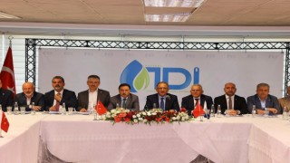 Başkan Büyükkılıç; Jeotermal Kaynaklı Tarıma Dayalı İhtisas OSB Tanıtım Toplantısına katıldı