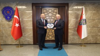 Başkan Şadi Özdemirden nezaket ziyaretleri