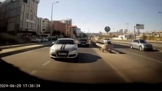 Beylikdüzünde makas atarak trafiği tehlikeye sokan sürücüye 7 bin 129 lira para cezası