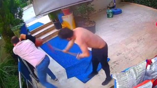 Bıçaklı tacize uğrayan marketçi çetin ceviz çıktı