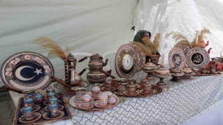 Bingölde kursiyerler yıl boyunca hazırladıkları ürünleri sergiledi