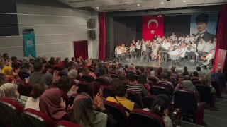 Bizim Ev katılımcılarından muhteşem konser