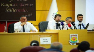 Boltaç: Tiyatro Müdürlüğü kapatılmadı