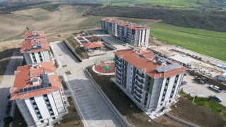 Borçlandırmaya imza atmayan depremzedeye konut yok