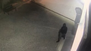 Bursada 5 okulu soydu...Önce kameraya, sonra polise yakalandı