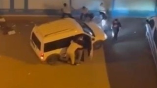 Bursada tekme ve yumruklar havada uçuştu, cadde ringe döndü